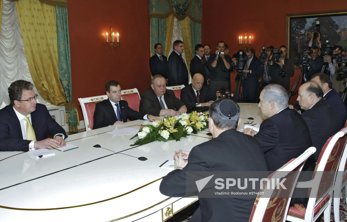 Dmitry Medvedev and Benjamin Netanyahu