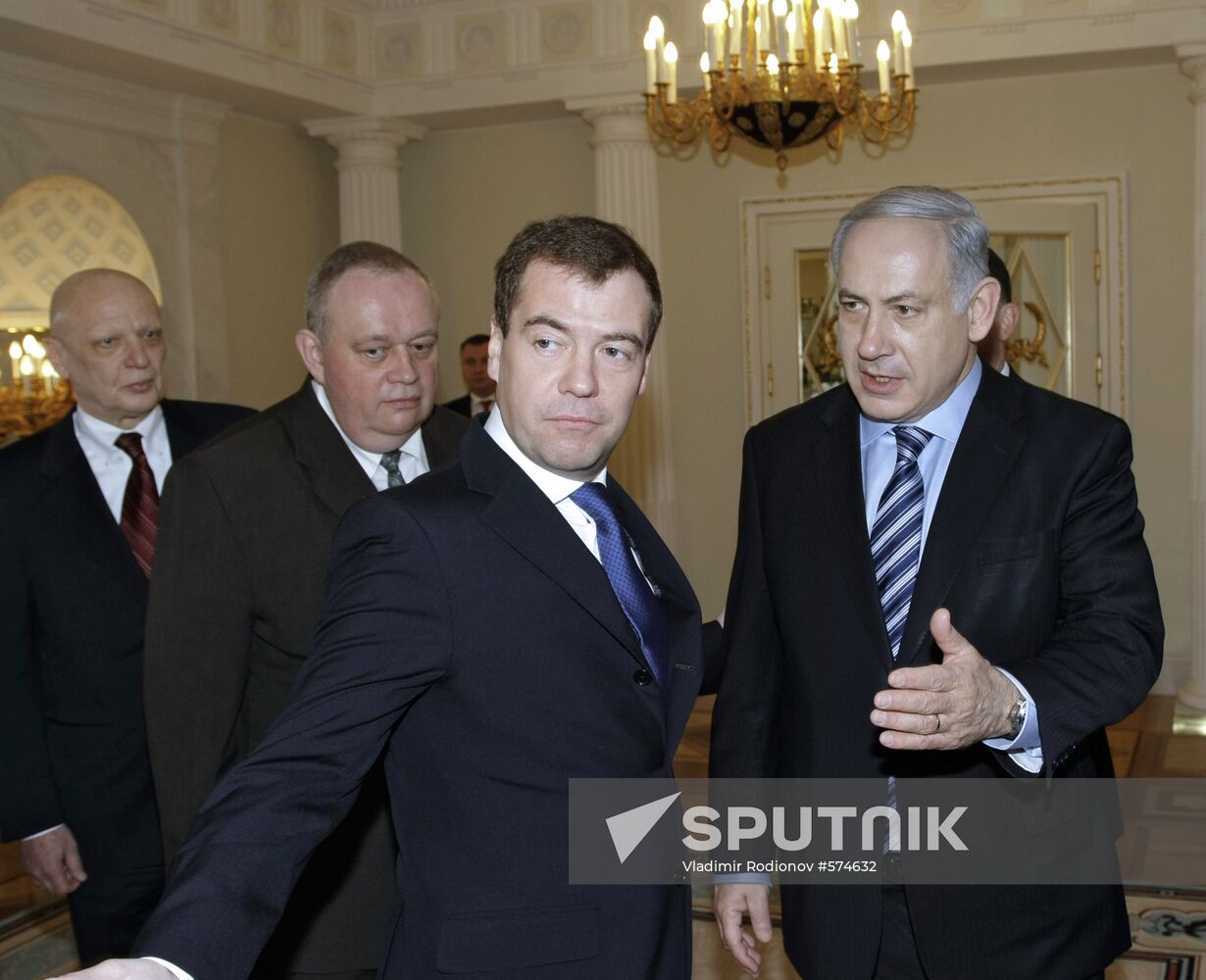 Dmitry Medvedev and Benjamin Netanyahu