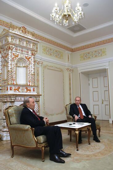 Vladimir Putin and Nursultan Nazarbayev