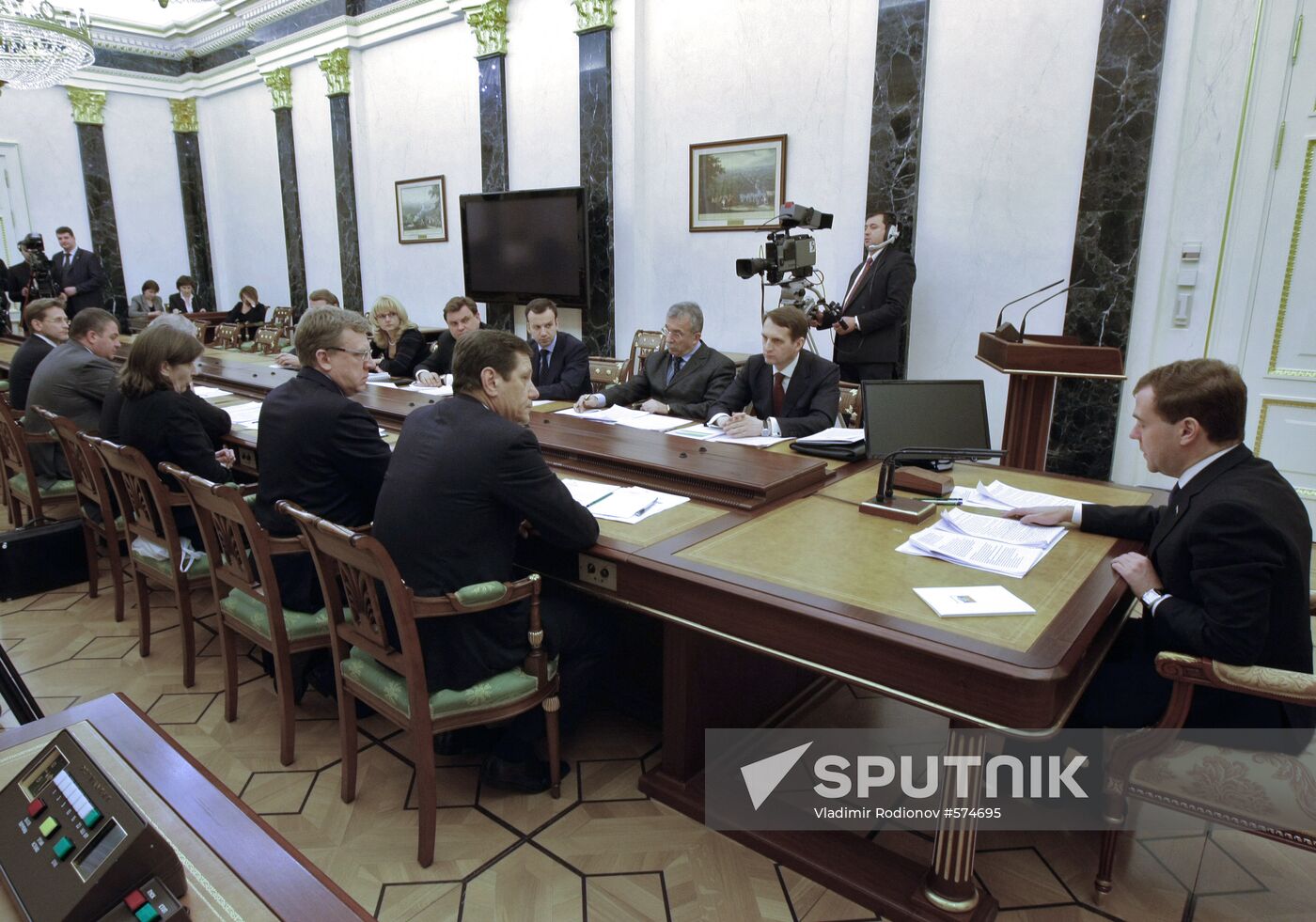 Dmitry Medvedev holds meeting on social security of war veterans