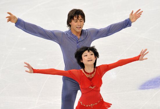 Yuko Kawaguti and Alexander Smirnov