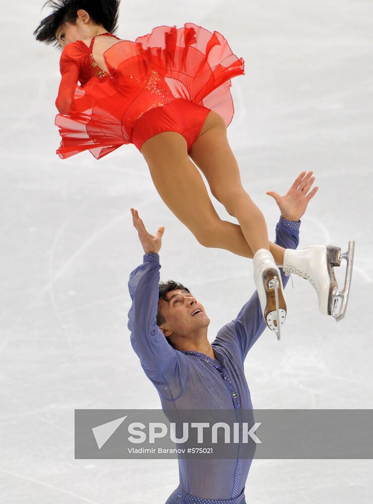 Yuko Kawaguti and Alexander Smirnov
