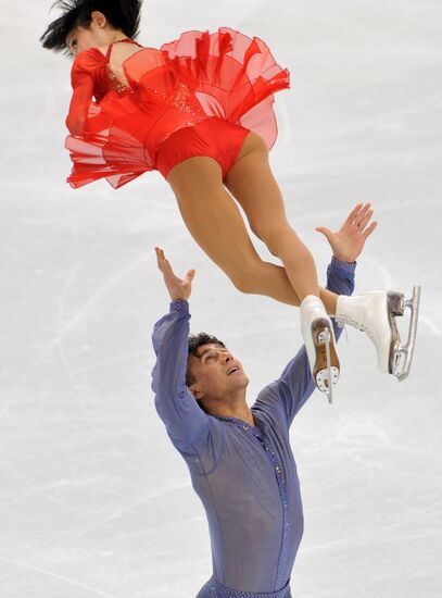Yuko Kawaguti and Alexander Smirnov