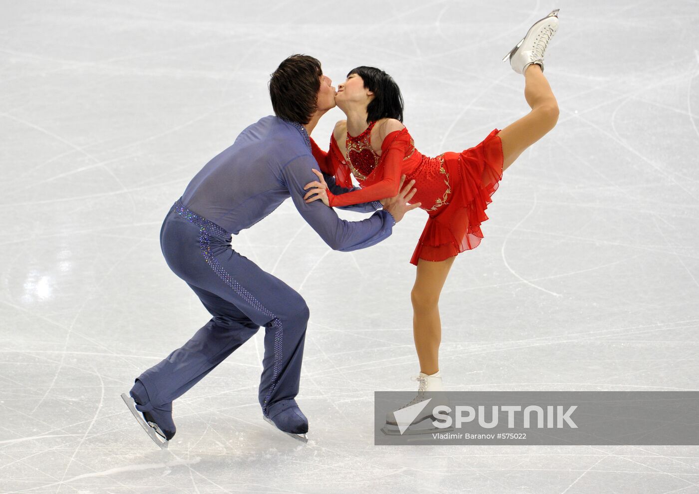 Yuko Kawaguti and Alexander Smirnov