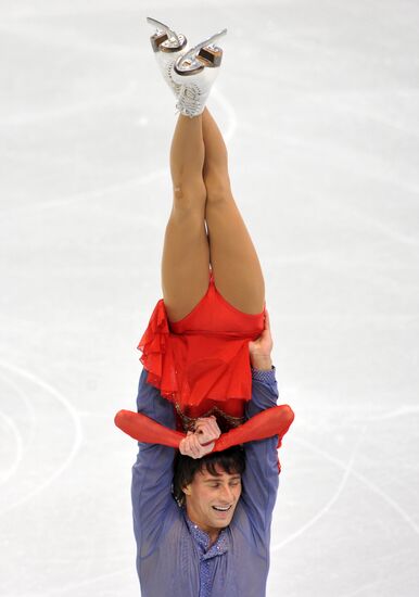 Yuko Kawaguti and Alexander Smirnov