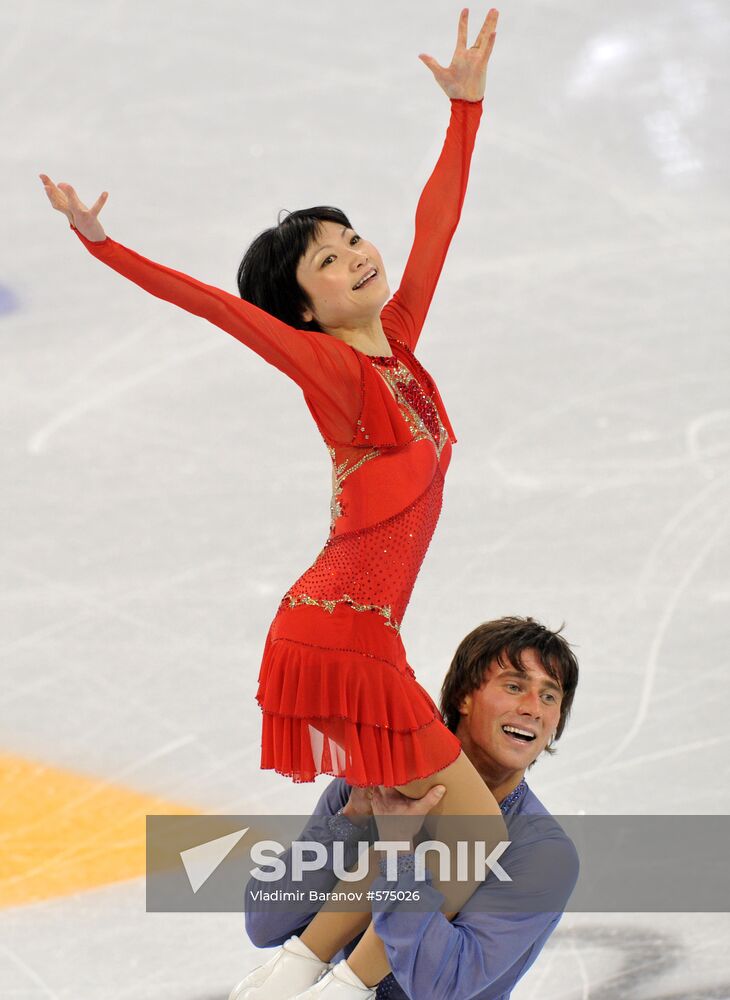 Yuko Kawaguti and Alexander Smirnov