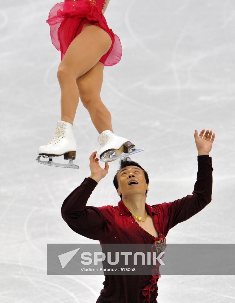 Shen Xue and Zhao Hongbo. China