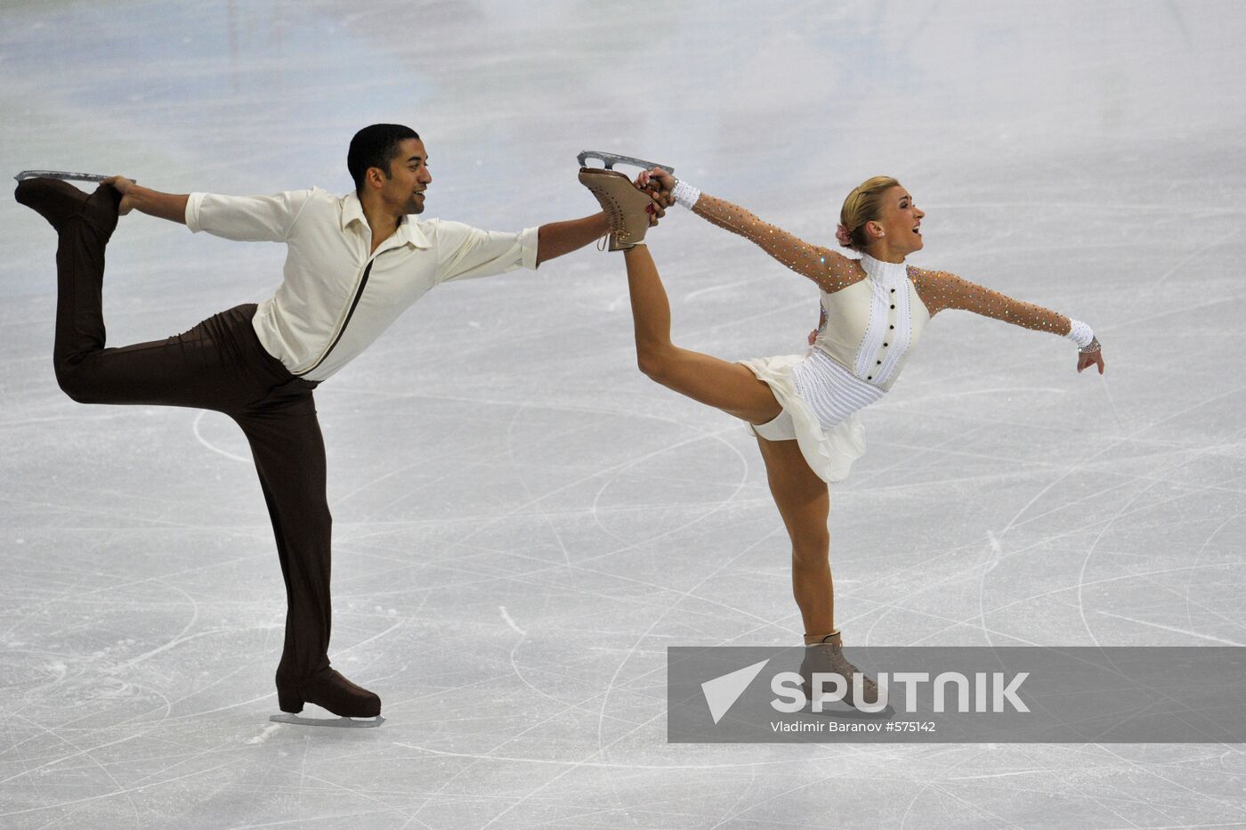 Alyona Savchenko and Robin Szolkowy. Germany