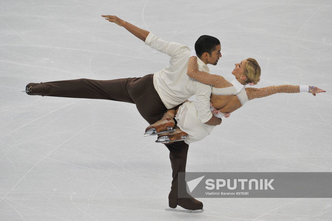 Alyona Savchenko and Robin Szolkowy. Germany