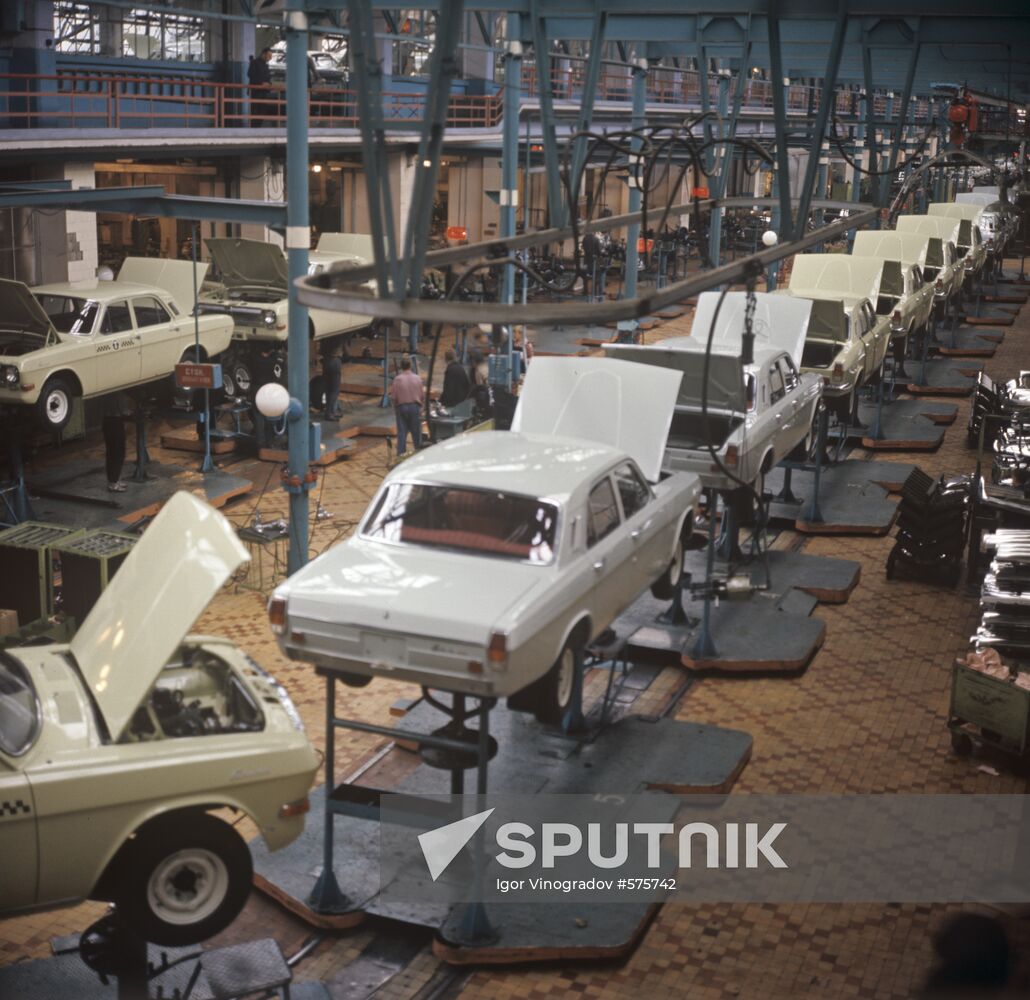 Motor car assembly department