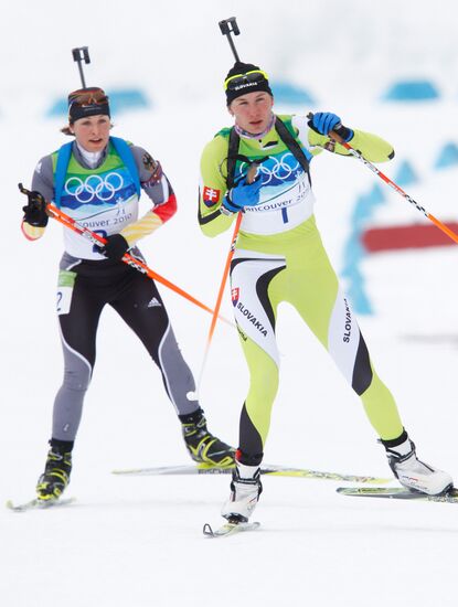Anastazia Kuzmina and Magdalena Neuner