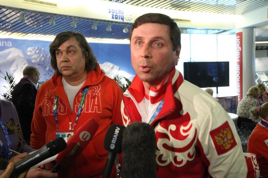 Alexander Cherkasov and Alexei Pokashnikov