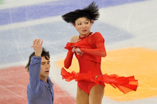 Yuko Kawaguti and Alexander Smirnov
