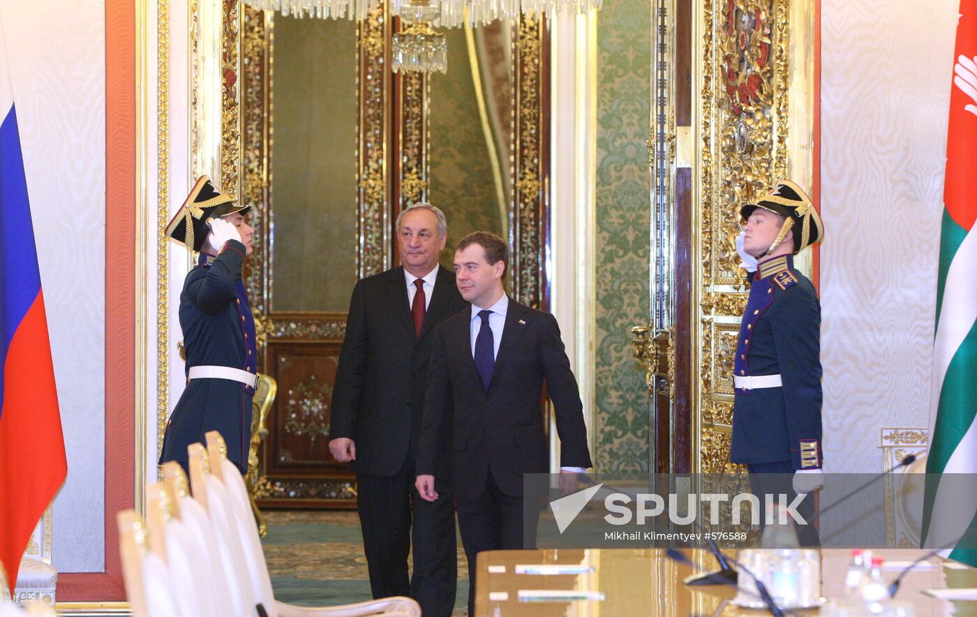 Dmitry Medvedev meets with Sergei Bagapsh