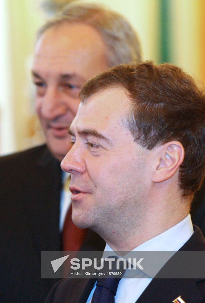 Dmitry Medvedev meets with Sergei Bagapsh