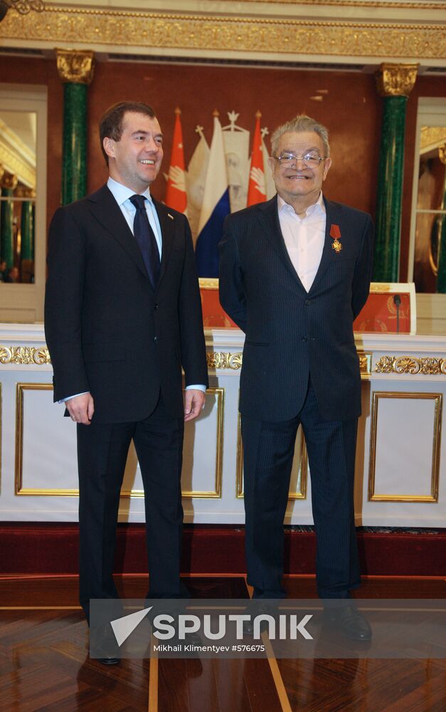 Dmitry Medvedev and Fazil Iskander