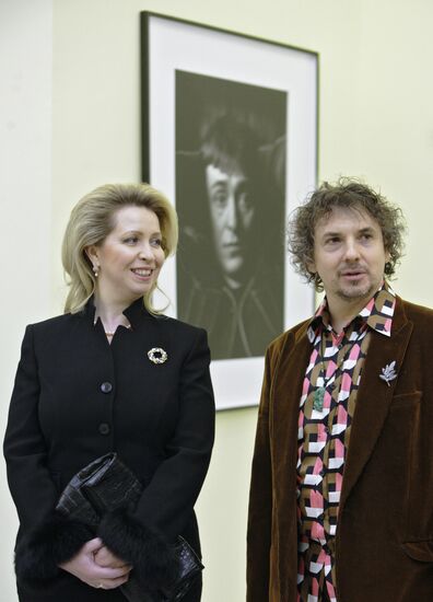 Svetlana Medvedeva attends Sergei Bermenyev's photo exhibition