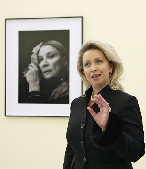 Svetlana Medvedeva attends Sergei Bermenyev's photo exhibition