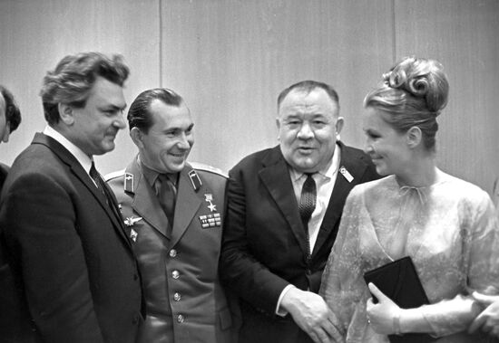 Sergei Bondarchuk, Pavel Belyaev, Boris Andreyev, Marina Vlady