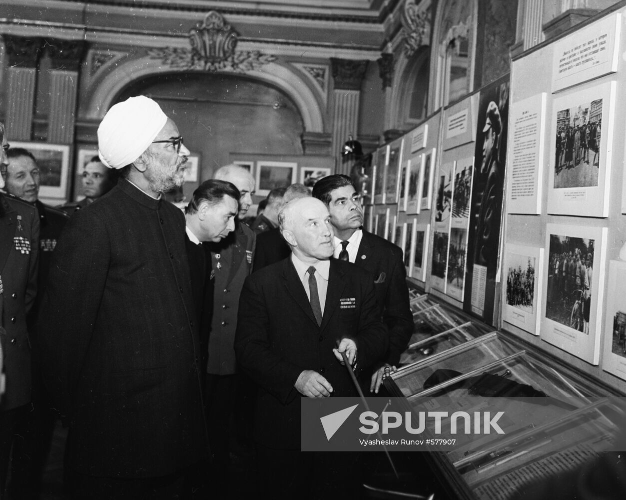 Sardar Swaran Singh visits Georgian Soviet Socialist Republic