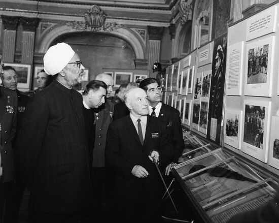Sardar Swaran Singh visits Georgian Soviet Socialist Republic
