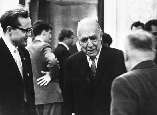 Niels Bohr