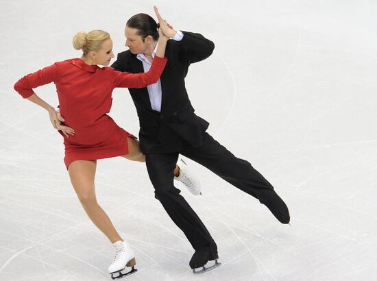 Oksana Domnina and Maxim Shabalin