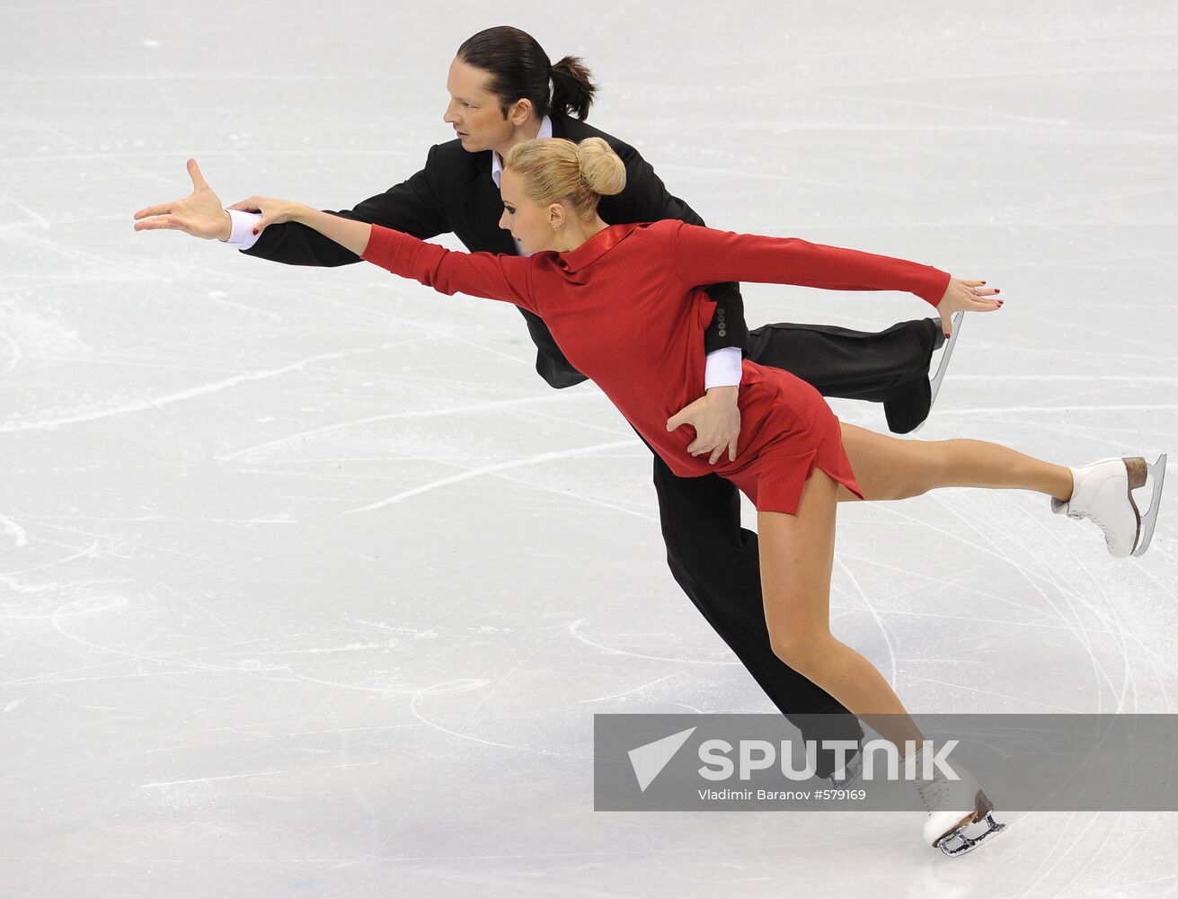 Oksana Domnina and Maxim Shabalin