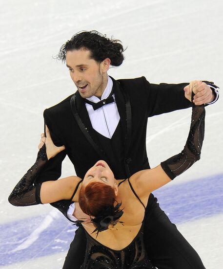 Yana Khokhlova and Sergei Novitsky