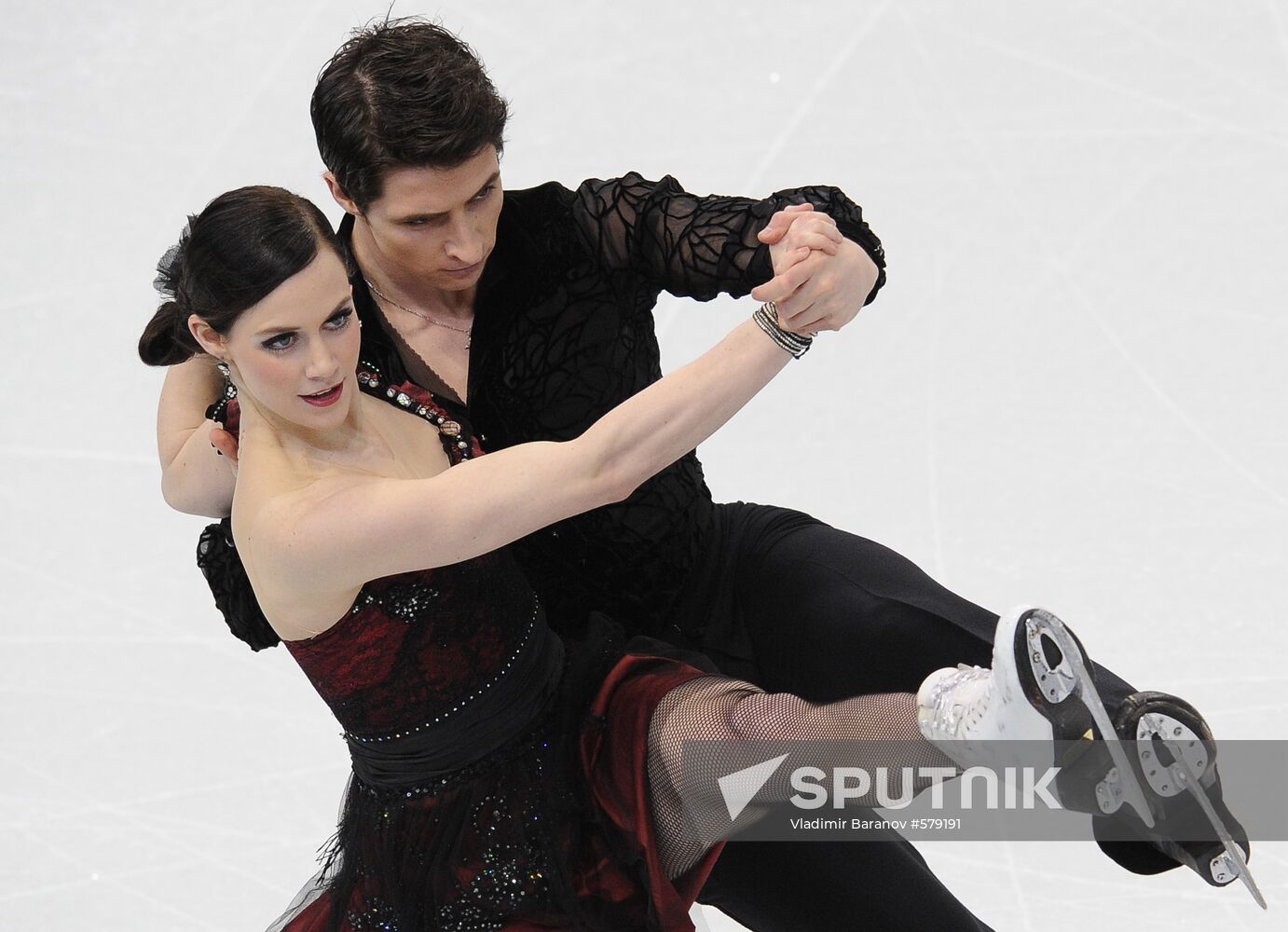 Tessa Virtue and Scott Moir