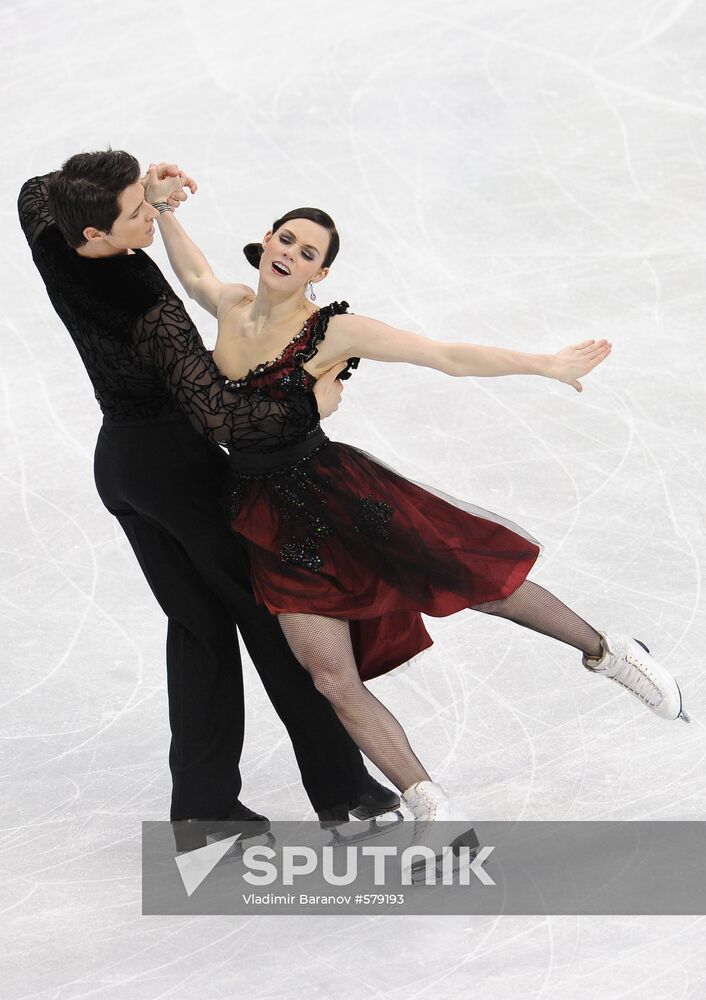 Tessa Virtue and Scott Moir