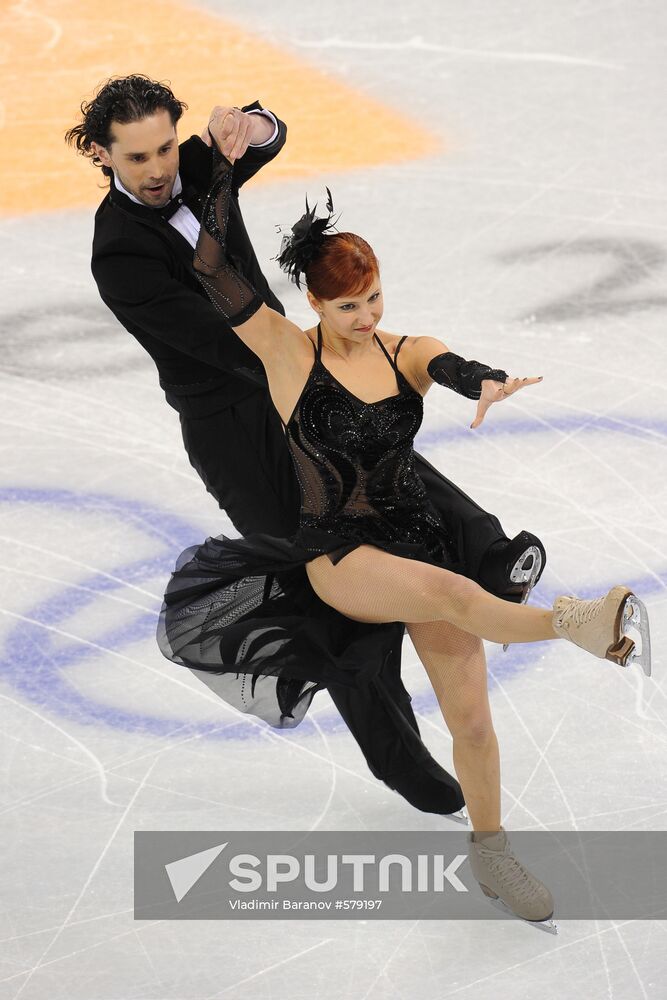 Yana Khokhlova and Sergei Novitsky