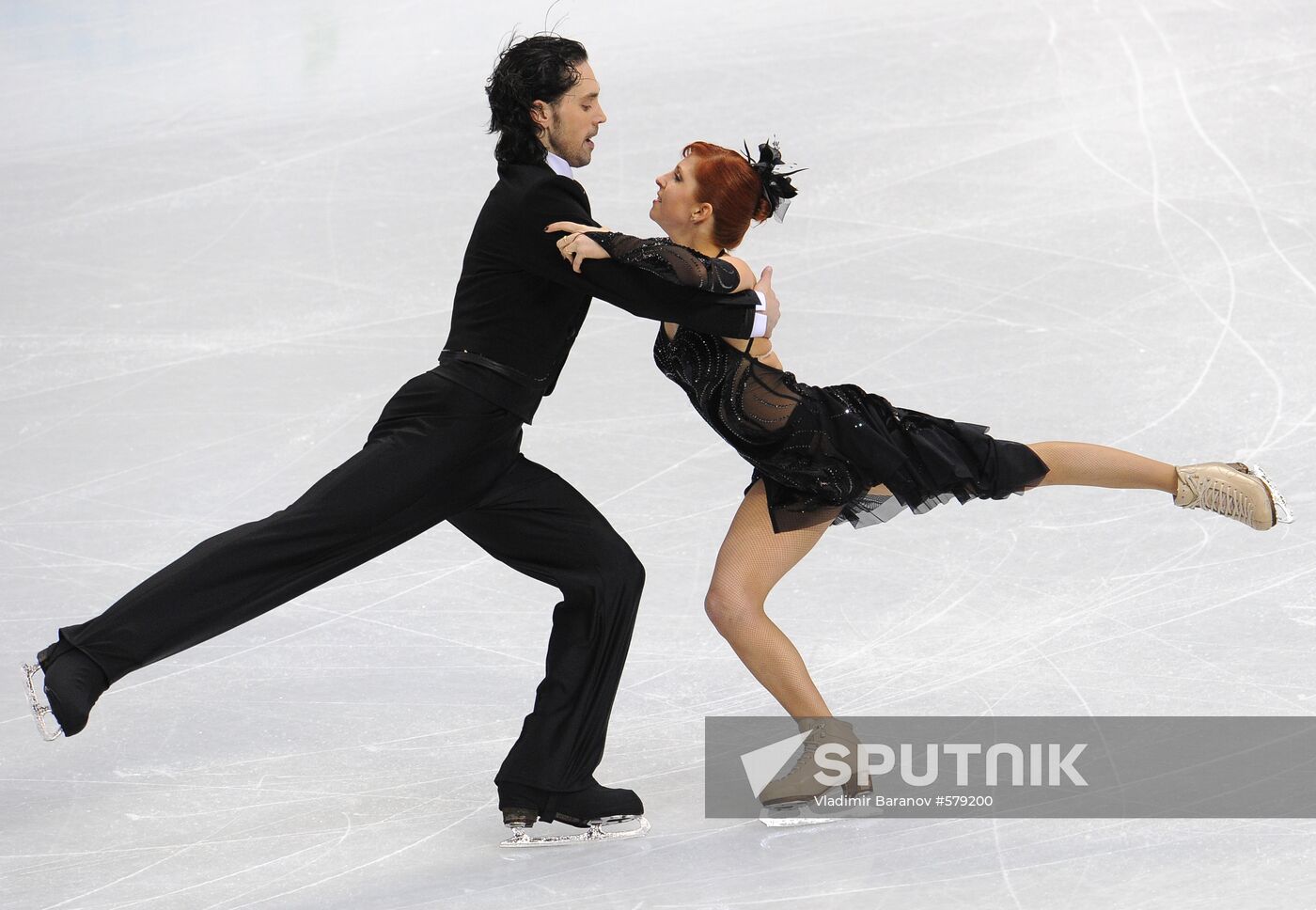 Yana Khokhlova and Sergei Novitsky