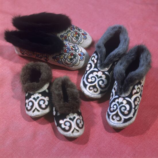 Nanai slippers