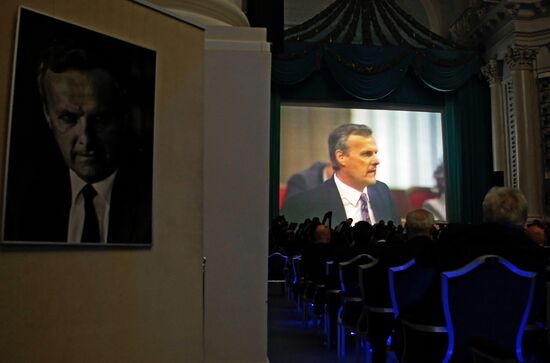Concert marks 10th anniversary of Anatoly Sobchak's death