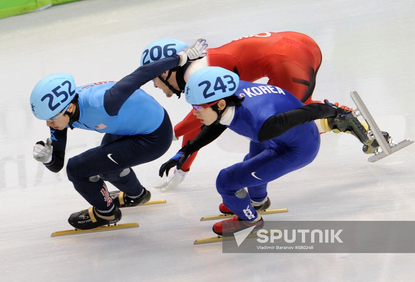 J.R. Celski, Lee Jung-Su, Francois Hamelin