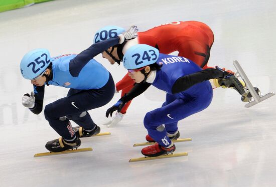 J.R. Celski, Lee Jung-Su, Francois Hamelin
