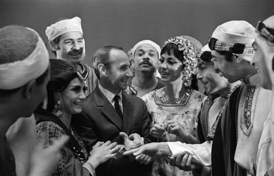 Choreographer Anatoly Borzov, folk dance ensemble of UAE