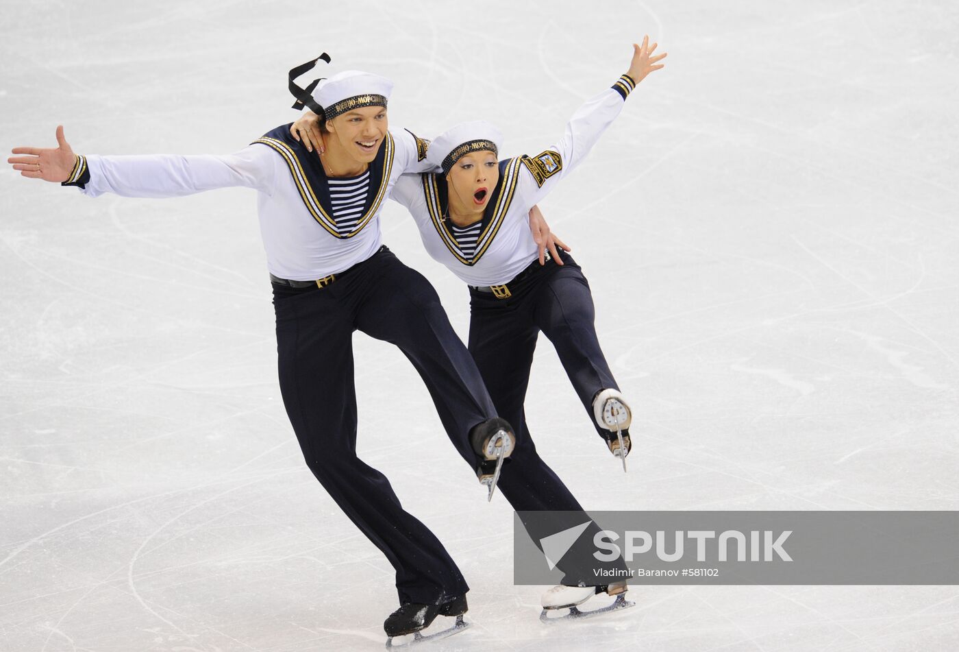 Yekaterina Bobrova, Dmitry Solovyov