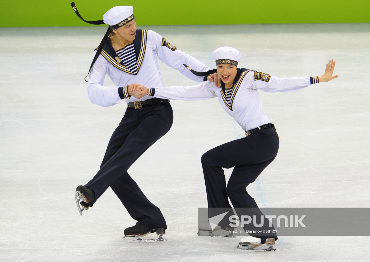 Yekaterina Bobrova, Dmitry Solovyov