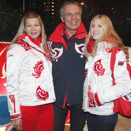 Vyacheslav Fetisov with his wife Lada and daughter Anastasia