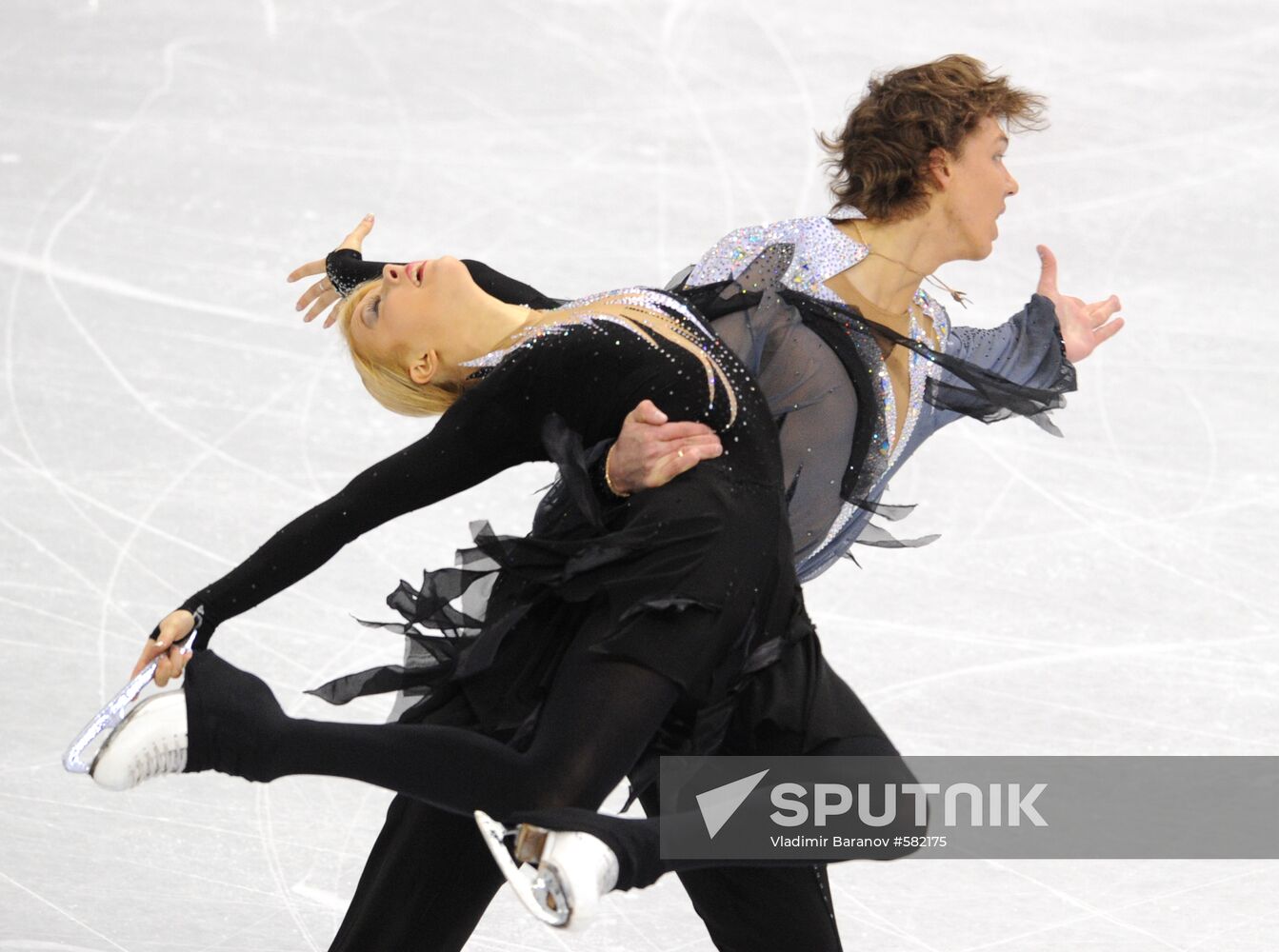 Yekaterina Bobrova, Dmitry Solovyov