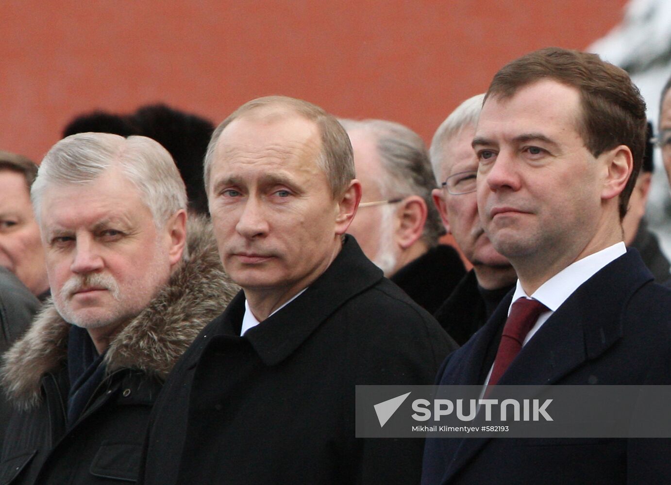 Dmitry Medvedev and Vladimir Putin attending ceremony
