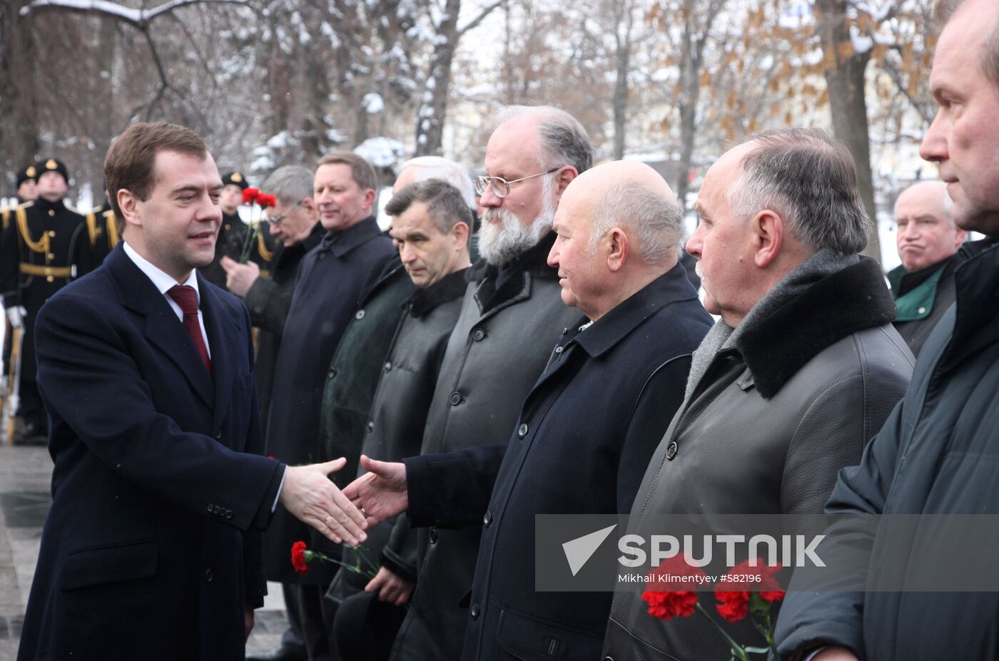 Dmitry Medvedev at Eternal Flame lighting ceremony