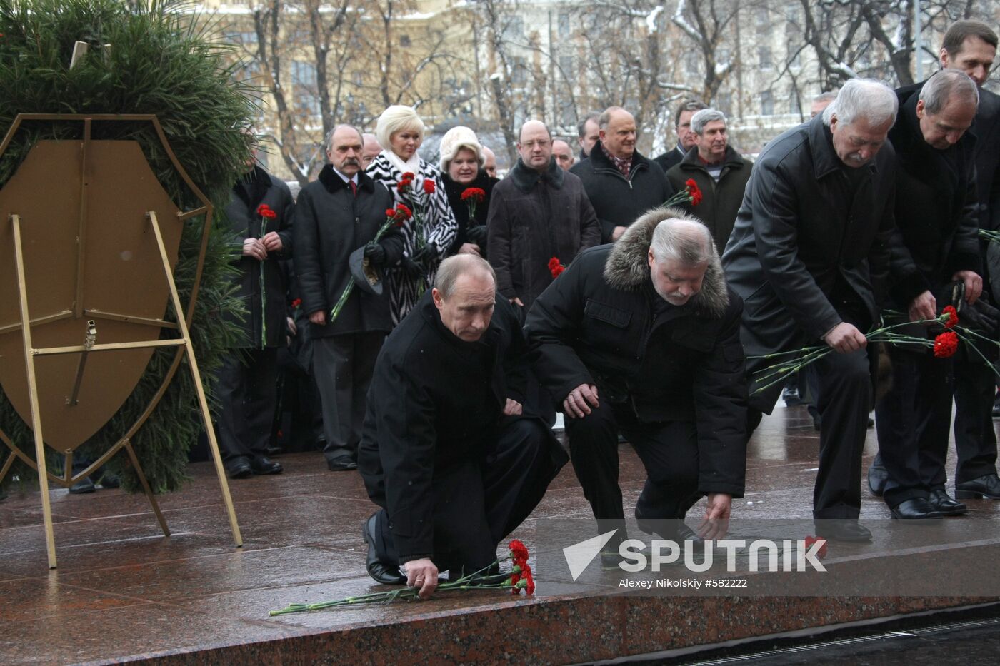 Vladimir Putin at Eternal Flame lighting ceremony