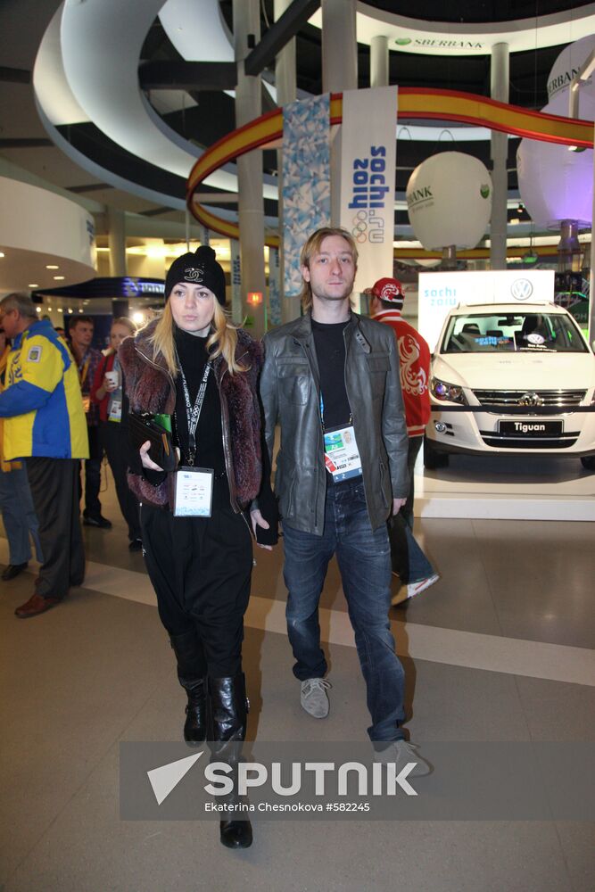 Yana Rudkovskaya and Evgeni Plushenko