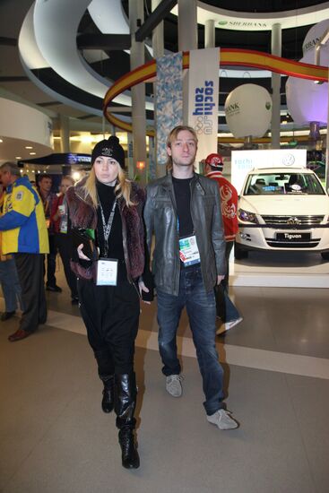 Yana Rudkovskaya and Evgeni Plushenko