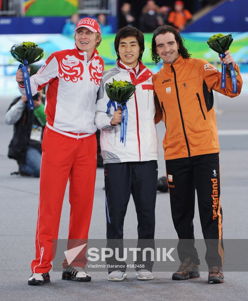 Ivan Skobrev, Lee Seung-Hoon, Bob de Jong