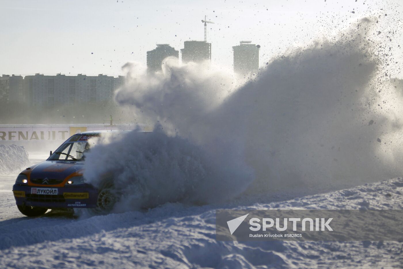 Behind Steering Wheel all-stars car race