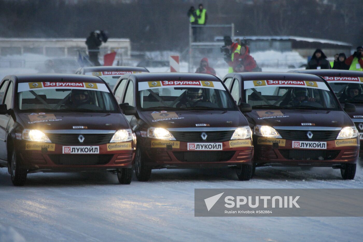 Behind Steering Wheel all-stars car race